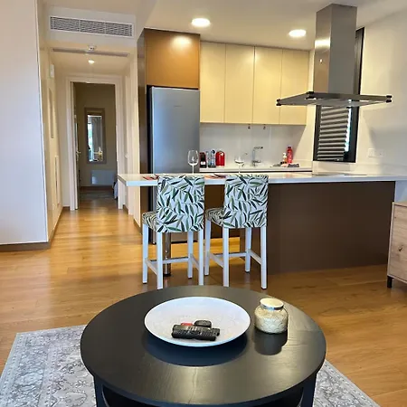 Lux Hub Spot-νear European Uni Engomi Appartement *