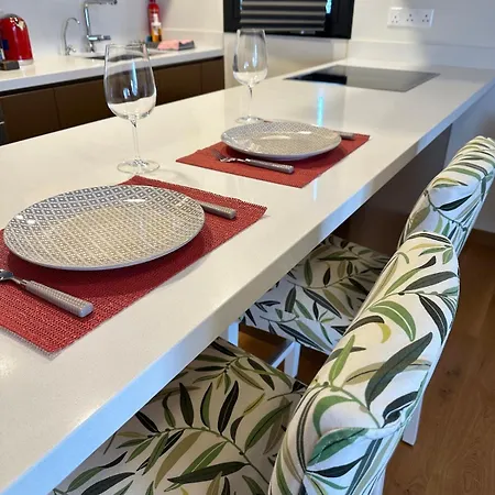 Lux Hub Spot-νear European Uni Engomi Appartement *