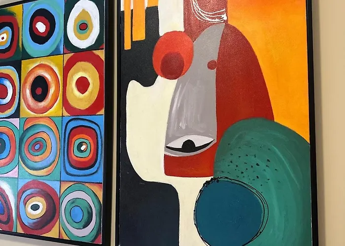 Lux Hub Spot-νear European Uni Engomi Apartament *