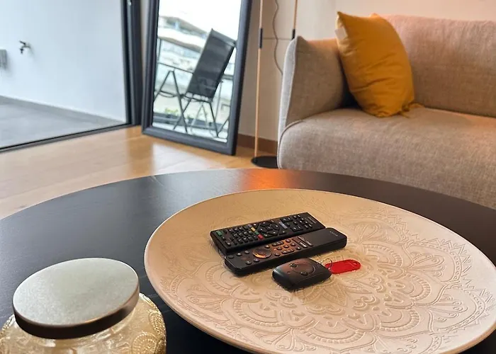 Apartmán Lux Hub Spot-νear European Uni Engomi *