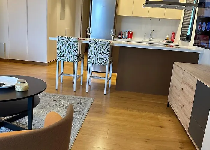 Apartmán Lux Hub Spot-νear European Uni Engomi Nikósie